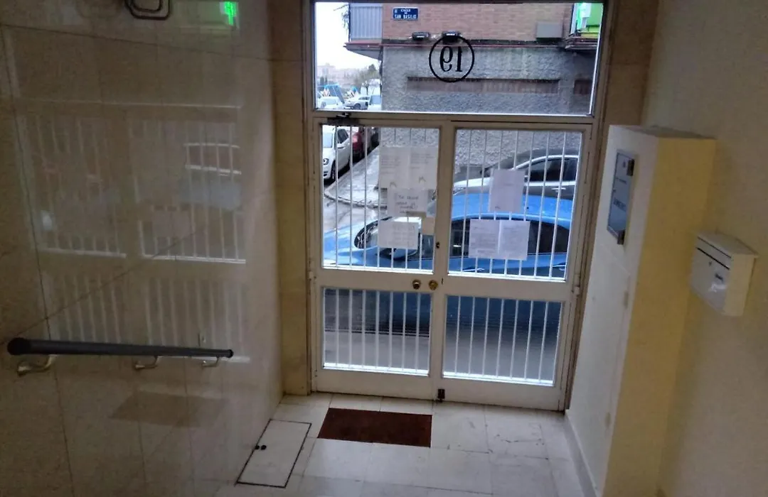 Room In Guest Room - H Individual In Reformed Residence Has Wifi Center Num105-1