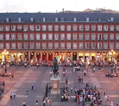 Gran Via Valverde Apartaments & Rooms Parking-2