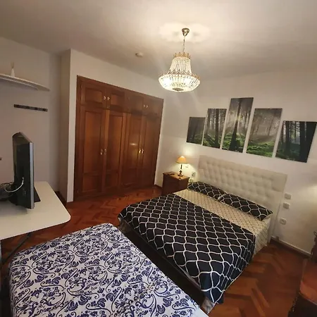 Gran Via -Chueca Rooms Parking Tph-2